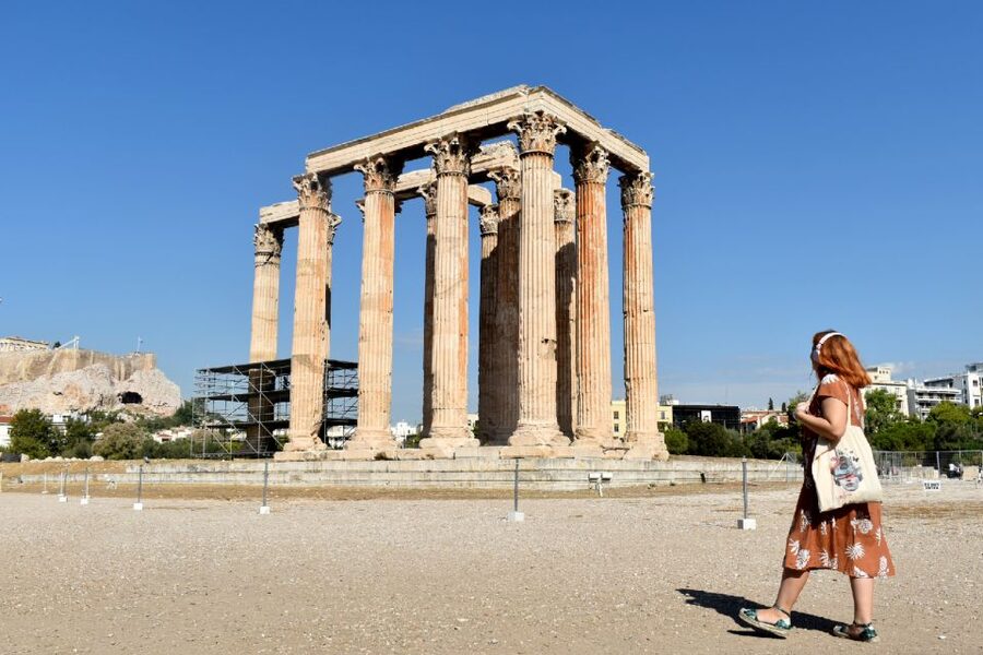 Athens: Temple of Olympian Zeus Ticket and Audio Tour - The Balaneion and the everyday side of Athens