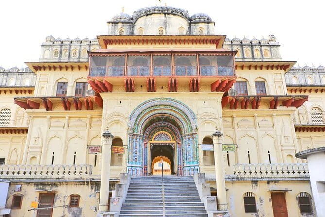 Ayodhya Private Tour & VIP Darshan -Special support for Seniors - Hanuman Garhi, your first temple stop