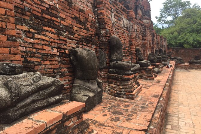 Ayuthaya Must Visit Temples Tour from Bangkok by MyProGuide - Wat Lokayasutharam and the giant reclining Buddha