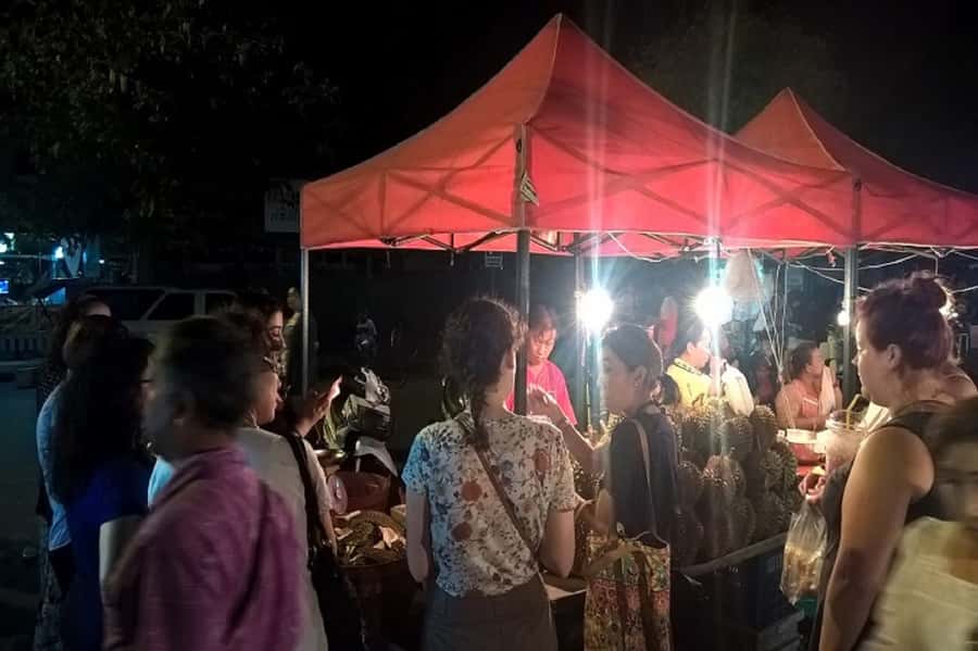 Ayutthaya Evening Tuk Tuk Temples Tour From Bangkok - Why Ayutthaya works so well after sunset