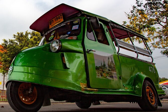 Ayutthaya Funky Frogy Tuk Tuk Experience With Famous Temple - Wat Chaiwatthanaram beside the river