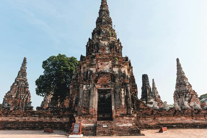 Ayutthaya Heritage Private Charter Exclusive Temple Tour - Wat Phanan Choeng and Ayutthaya’s giant Buddha