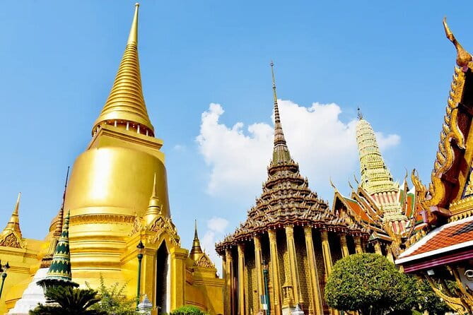 Ayutthaya Heritage Private Charter Exclusive Temple Tour - Wihan Phra Mongkhon Bophit and a huge bronze image