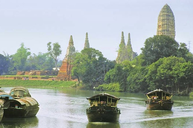 Ayutthaya UNESCO Temples Group Tour with Lunch - Lunch at a local restaurant