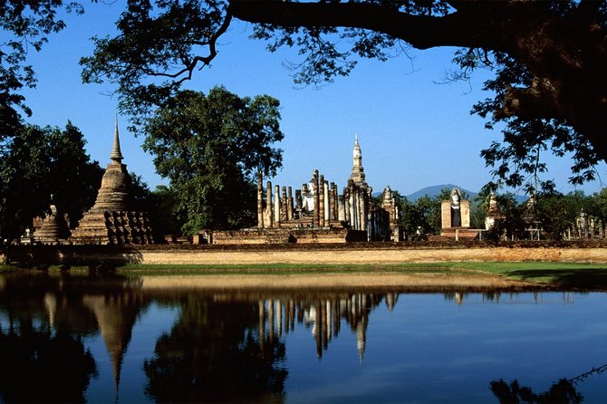 Ayutthaya UNESCO Temples Group Tour with Lunch - The reclining Buddha at Wat Lokayasutharam