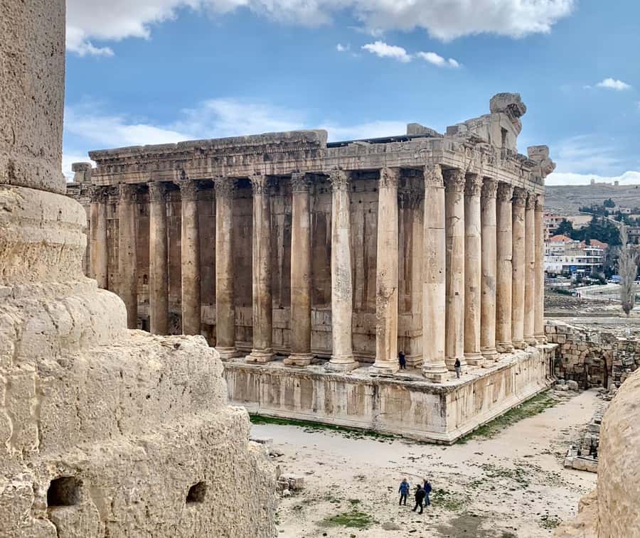 Baalbek Temples & Ksara Caves w/pick-up,guide, entries+lunch - What the $140 price includes
