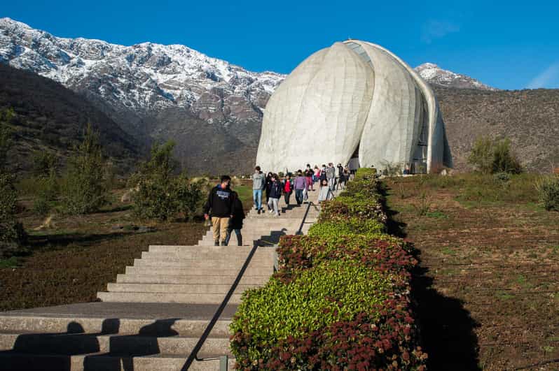 Bahá’í Temple, Winery and Lapis Lazuli + Private Transport - Lapis lazuli and Chilean-made souvenirs