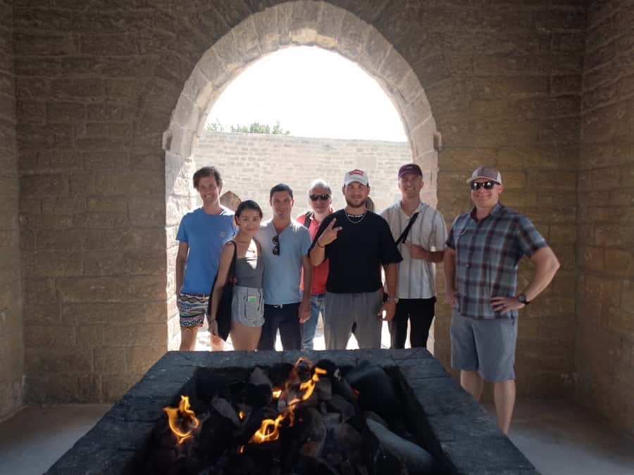 Baku: Atashgah Fire Temple & Burning Mountain Half-Day Tour - Yanardag, the Burning Mountain