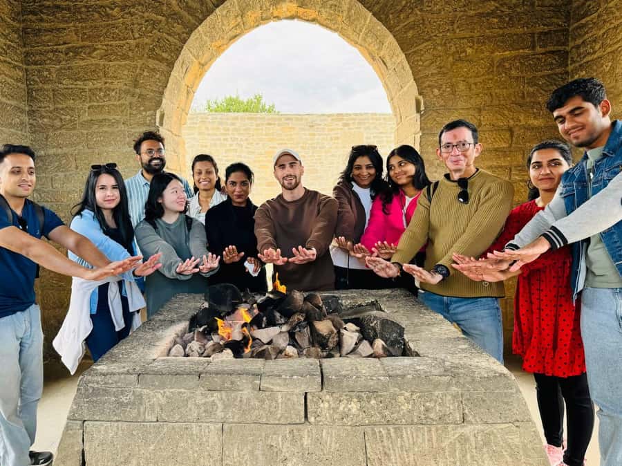 Baku: Gobustan, Mud Volcano, Fire Mount, Temple Lunch Entry - Why this day trip works so well