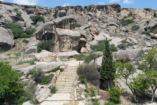 Baku: Gobustan, Mud Volcano, Fire Temple & Burning Mountain - Why this Baku day trip works