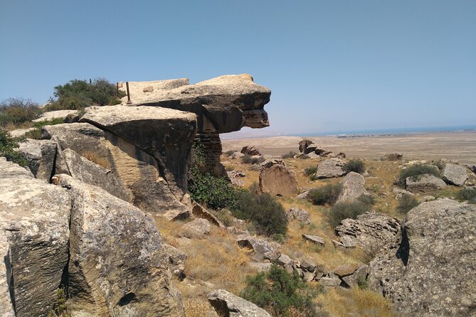 Baku: Gobustan, Mud Volcano, Fire Temple & Burning Mountain - Yanardag, the mountain that burns