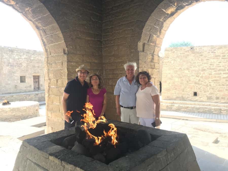 Baku: Gobustan, Volcanoes, Fire Temple and Yanardag Day Trip - Lunch at a local buffet