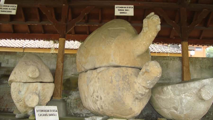 Bali: Archeology Museum, Gunung Kawi & Goa Gajah Temple Tour - Gunung Kawi and the long stairway to the Pakerisan River