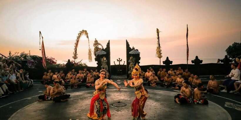 Bali: Beaches, Uluwatu Temple Sunset & Fire Kecak Dance Show - What the $31 price really covers