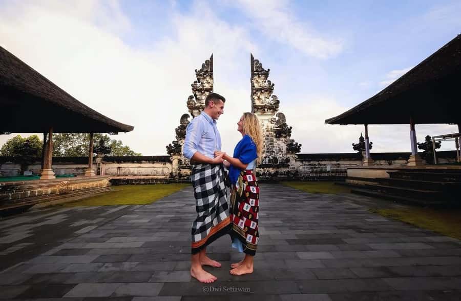 Bali: Besakih Temple & Lempuyang Temple Gates of Heaven Tour - Transport, timing, and the real length of the day