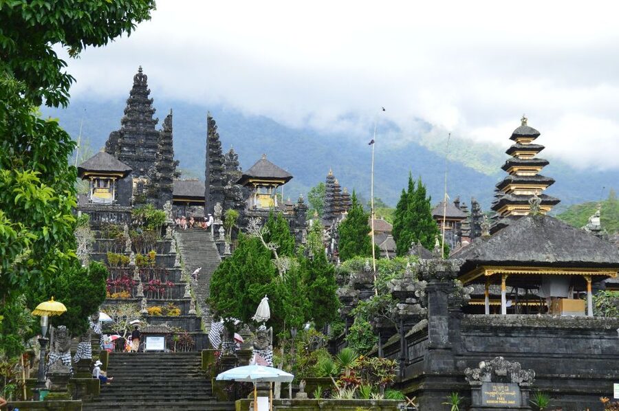 Bali: Besakih Temple & Lempuyang Temple Gates of Heaven Tour - Who will enjoy this tour most