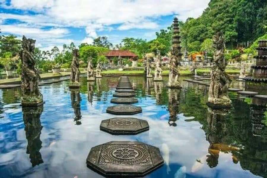 Bali : Day Trip to Besakih Temple & 2 Hidden Waterfalls - Should you book the Besakih and waterfalls day?
