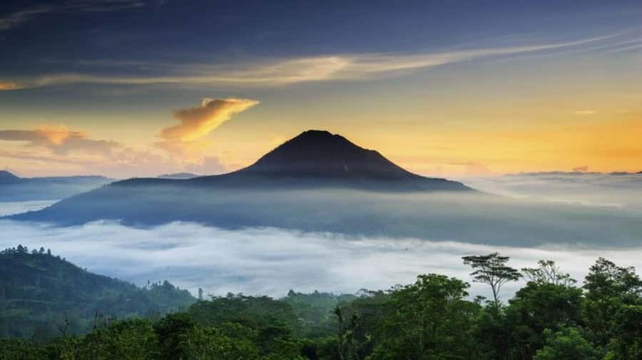 Bali : Eastern Bali and Pura Besakih Temple Tour - Tukad Cepung Waterfall inside the rock