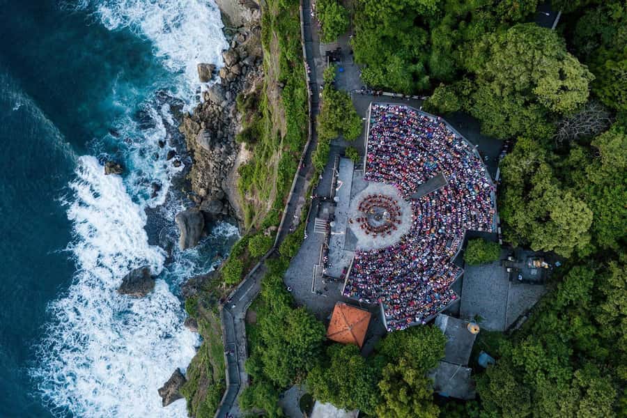 Bali: Kecak Fire Dance Entry Ticket and Uluwatu Temple - Choosing between ticket only, a temple tour, and transfers