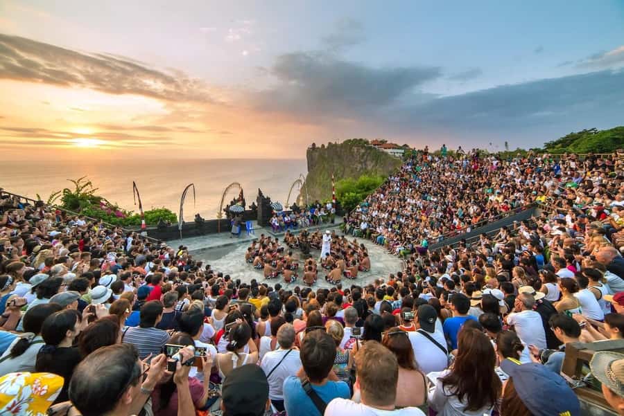 Bali: Kecak Fire Dance Show & Uluwatu Temple Entry Ticket - The monkeys deserve more attention than the brochure