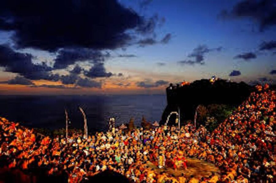 Bali: Kecak Fire Dance Show & Uluwatu Temple Entry Ticket - What the pickup option adds