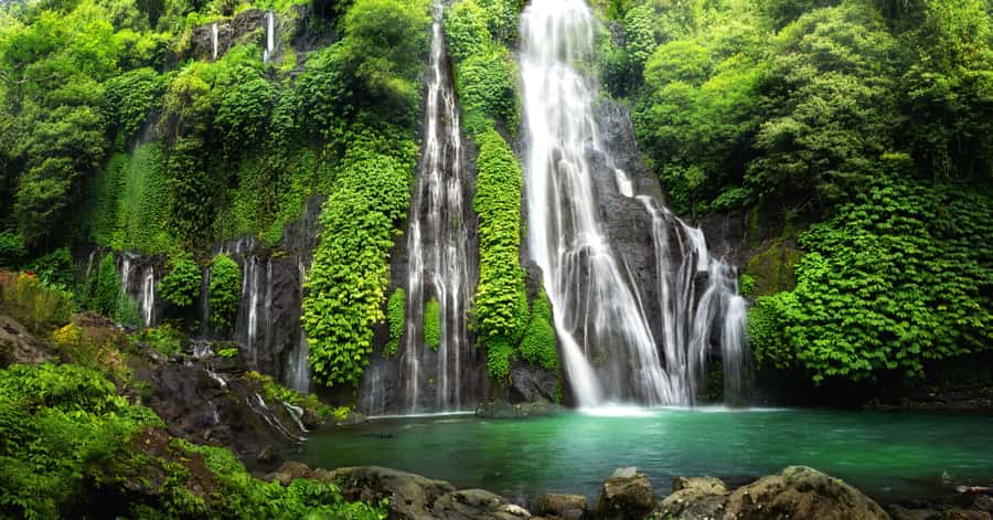 Bali: Munduk Waterfalls Trek, Twin Lakes and Temple Tour - Fitness, weather, and what to pack