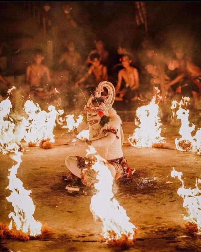 Bali: Padang Padang Beach, Uluwatu Temple & Kecak Dance - My verdict: book it for variety and ease