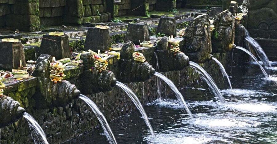 Bali: Sacred Temples and Sunset Private Tour - Taman Ayun, the royal temple in Mengwi