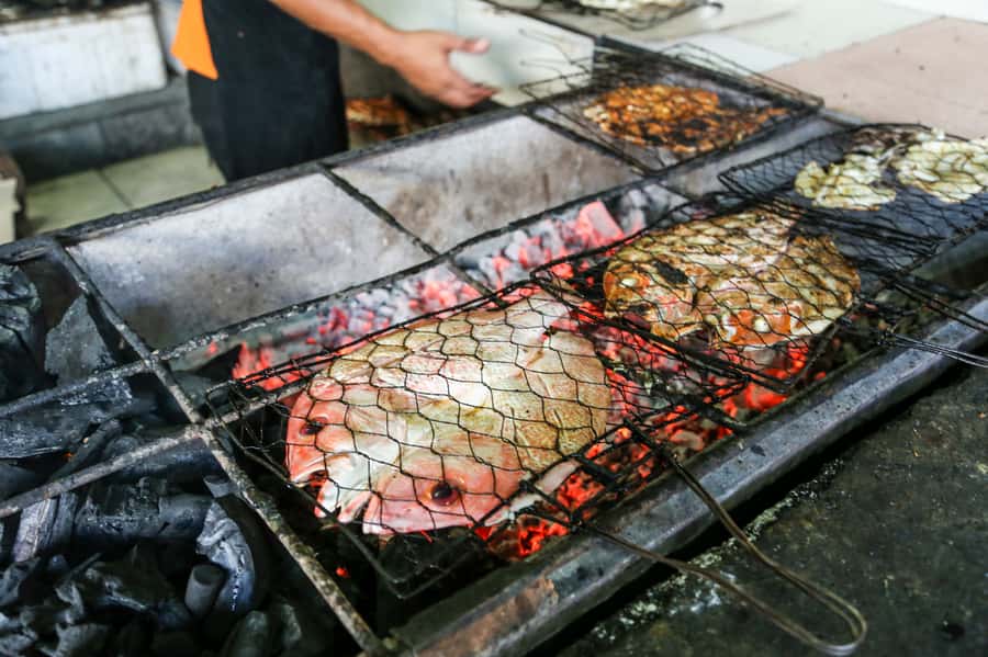 Bali Sunset: Uluwatu Temple, Kecak Dance and Jimbaran Bay - Jimbaran Bay and the extra dinner cost