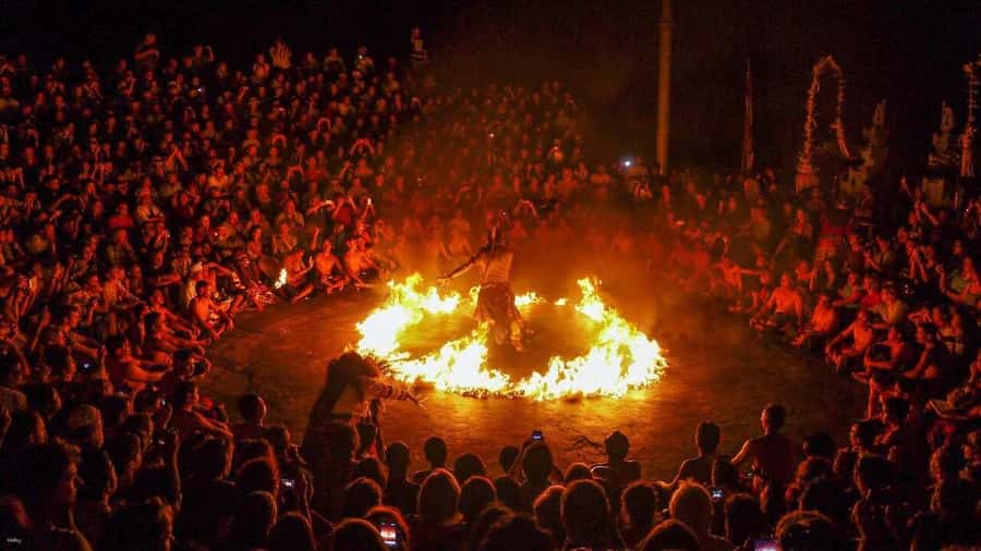 Bali: Sunset Uluwatu Temple & Kecak Fire Dance Private Tour - Key things to know before booking