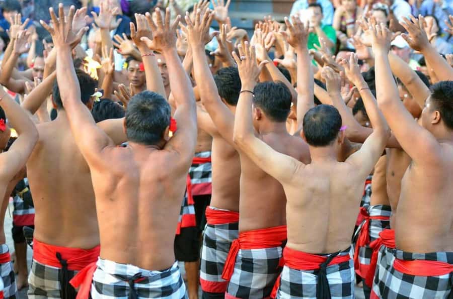 Bali: Sunset Uluwatu Temple & Kecak Fire Dance Private Tour - What to bring and who should skip it