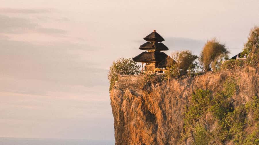 Bali: Sunset Uluwatu Temple & Kecak Fire Dance Private Tour - How to make the evening run better