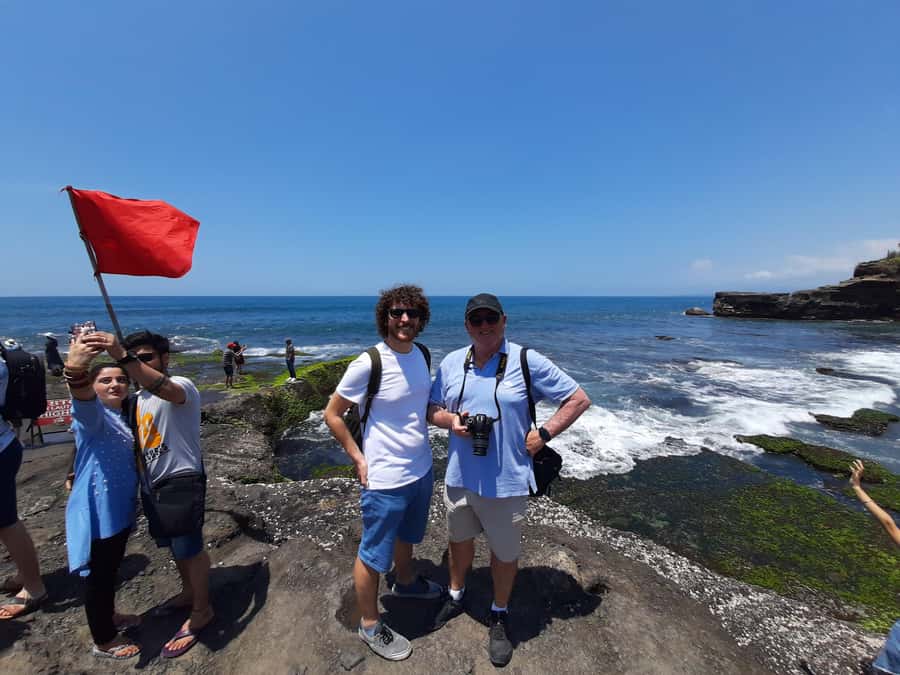 Bali: Taman Ayun and Tanah Lot Temple - Lunch, dinner, and the optional Kecak performance