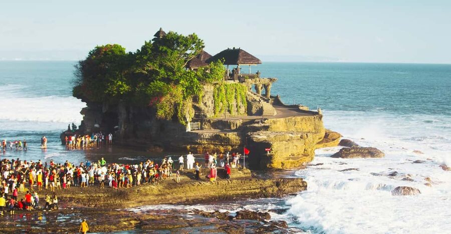 Bali: Tanah Lot, Rice Terrace, Ulun Danu & taman ayun temple - Who should book this day out