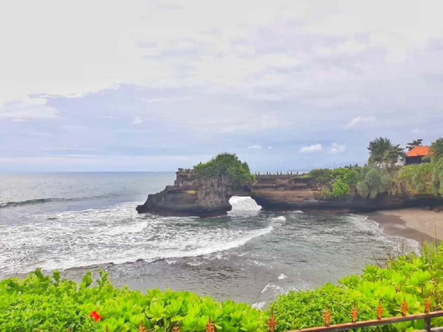 Bali: Tanah Lot Temple Half Day Sunset Tour - Sunset is the star, but weather gets the final word