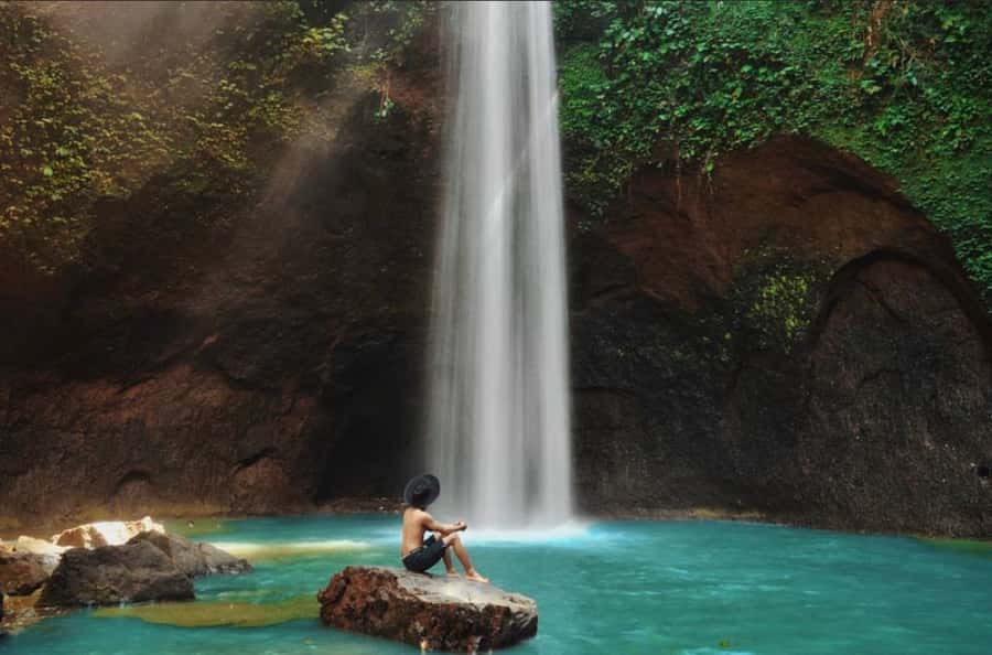 Bali Top's 3 Waterfalls - Temple And Rice Terrace - Tibumana Waterfall: the best stop for a swim