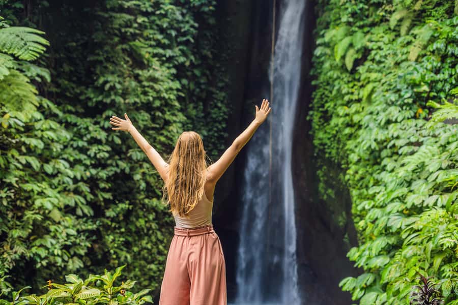 Bali: Water Temple, Waterfalls and Unesco Rice Terrace Tour - What to pack for the waterfalls and temples