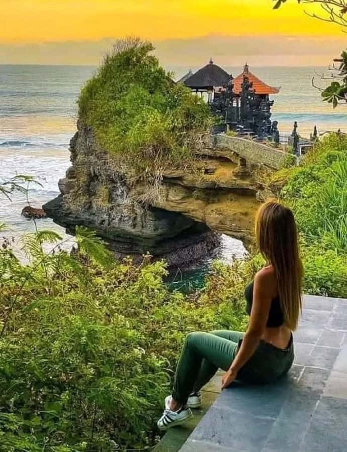 Bali: Waterfalls, Temples, and Rice Terraces Scenic Tour - Ulun Danu Beratan brings Bali’s water culture into view
