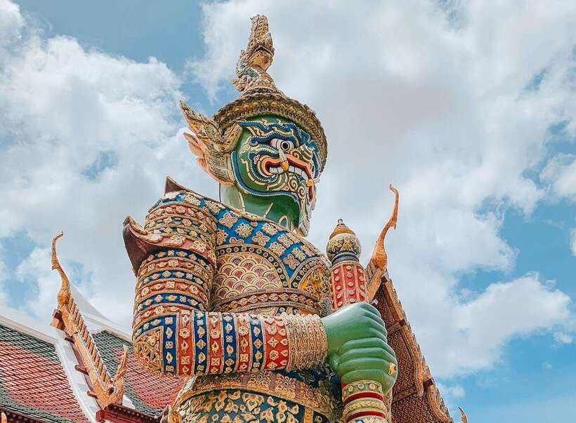 Bangkok: 2 Hours Grand Palace & Wat Pho Private Tour - How the private guide changes the visit
