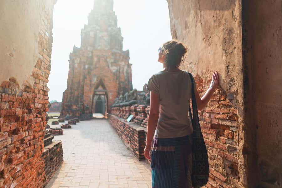 Bangkok: Ayutthaya & Lopburi Monkey Temple Private Day Trip - Lunch in Ayutthaya