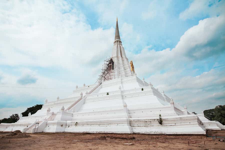 Bangkok: Ayutthaya & Lopburi Monkey Temple Private Day Trip - How to stay safe around Lopburi’s monkeys