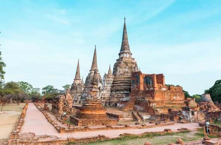 Bangkok: Ayutthaya Temples and River Cruise Day Tour - Lunch and the Chao Phraya cruise