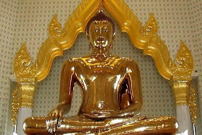 Bangkok City Highlights Tour: Grand Palace & Three Iconic Temples - Guides, group size, and the value of private touring