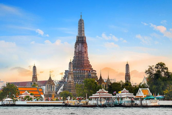 Bangkok City Highlights Tour: Grand Palace & Three Iconic Temples - Heat, rain, shoes, and temple etiquette