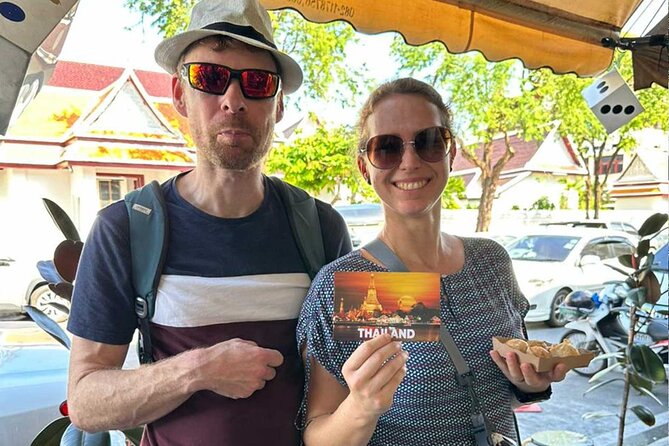 Bangkok Day Tour: Food, Temple & Tuk-Tuk - Lunch at a local restaurant
