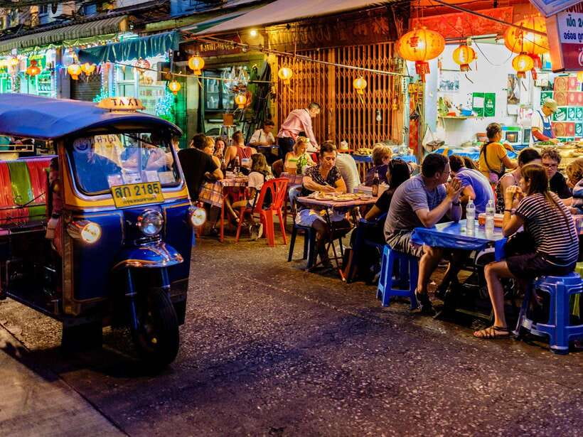 Bangkok: Evening Tour with Wat Arun, Wat Pho & Tuk Tuk Ride - Who should book this Bangkok evening tour?