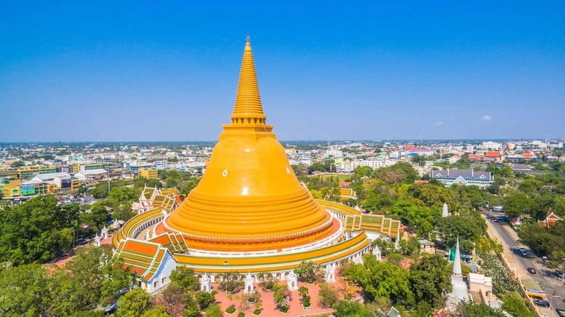 Bangkok: Floating Market, Phra Pathom Pagoda & Cafes Tour - Transfers and timing are worth the $77