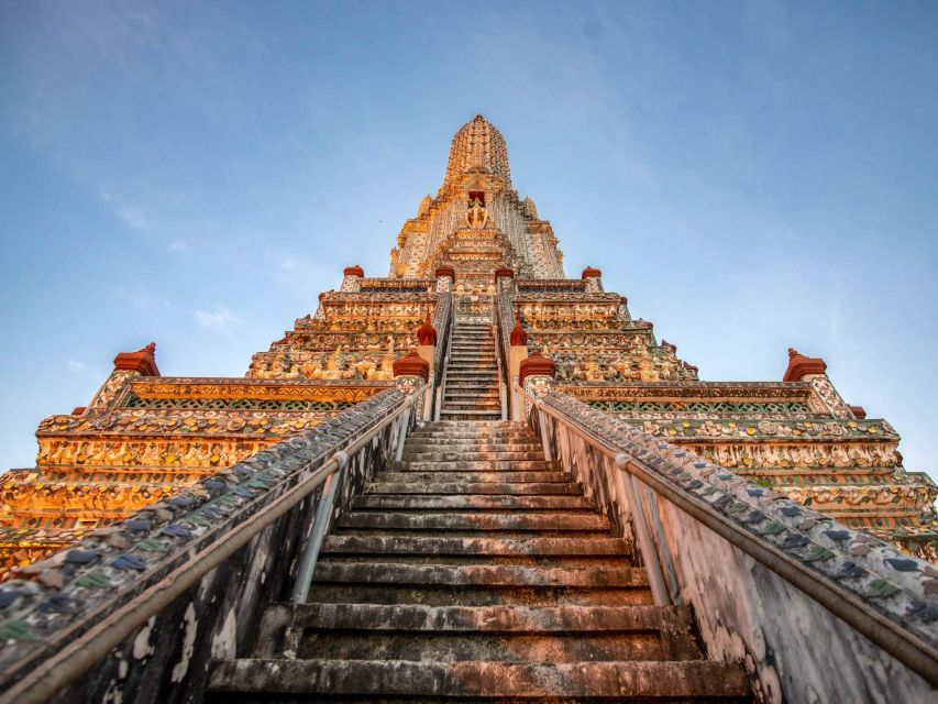 Bangkok: Grand Palace and Wat Arun Guided Walking Tour - Crossing the Chao Phraya by ferry
