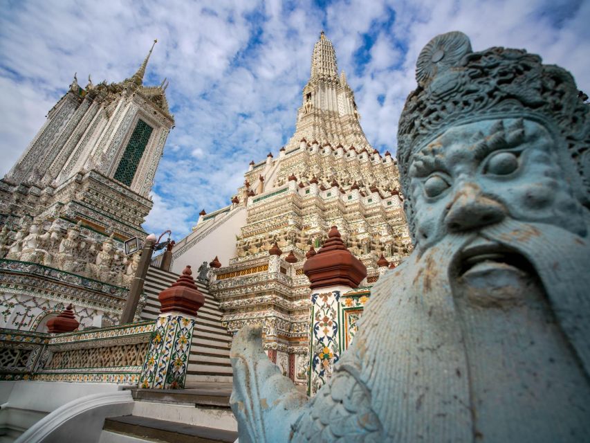 Bangkok: Grand Palace and Wat Arun Guided Walking Tour - What the guide adds