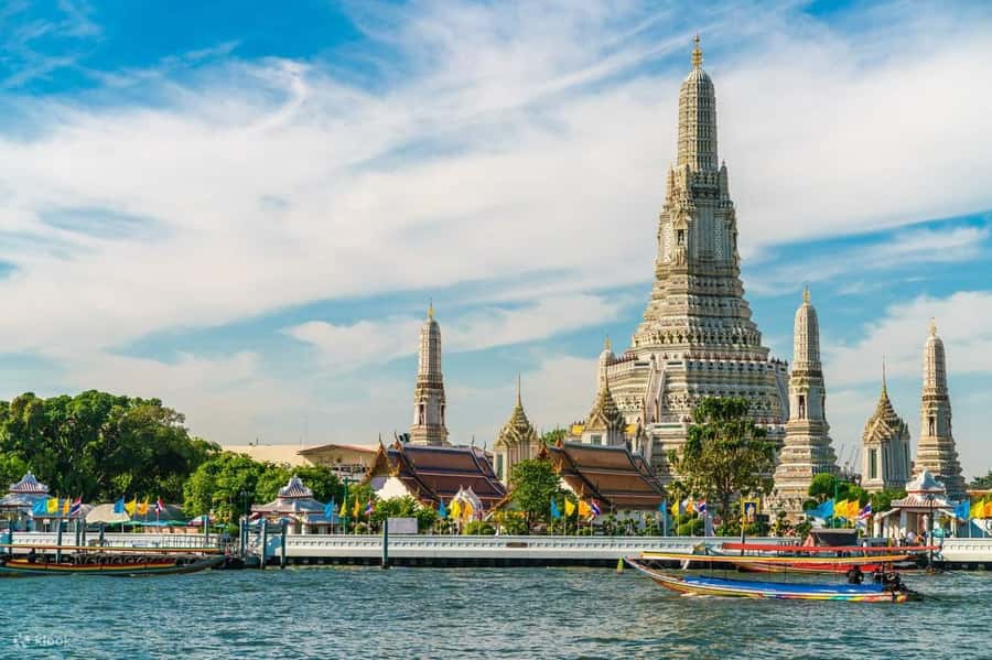 Bangkok: Grand Palace, Wat Pho, and Wat Arun Guided Tour - Why this five-hour temple route works